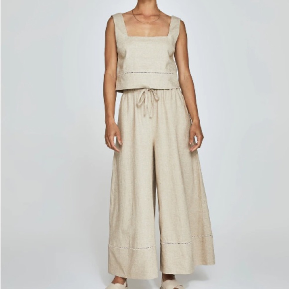 Carbon38 Linen Set (Medium Top, XS Bottom)